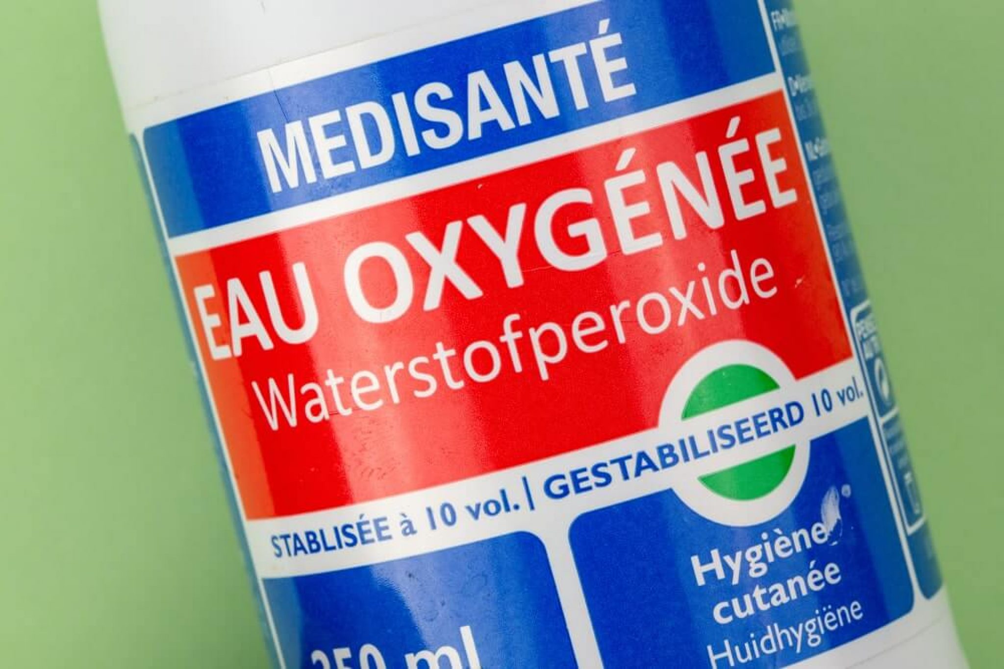 Hydrogen Peroxide Foliar Spray for Growing Cannabis Beginner Grow Guide